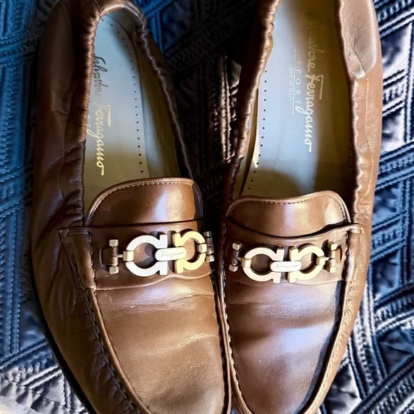 Salvatore Ferragamo Brown Loafers with Gold Buckle - Picture 4 of 7
